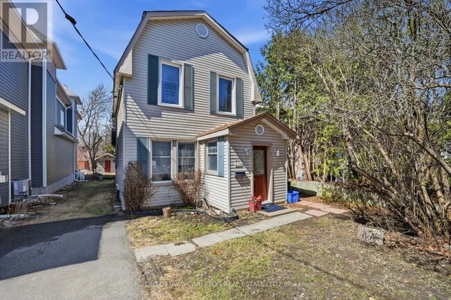 Photo - 556 Melbourne Ave
