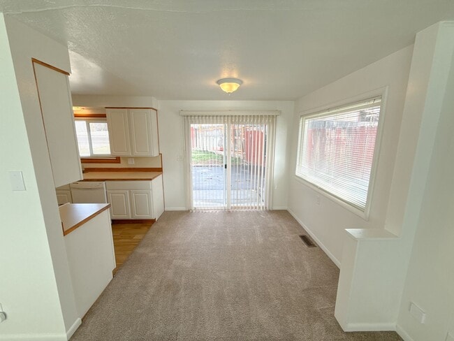 Photo - 3 Bedroom, 1.5 Bath House in Pacific Terrace neighborhood