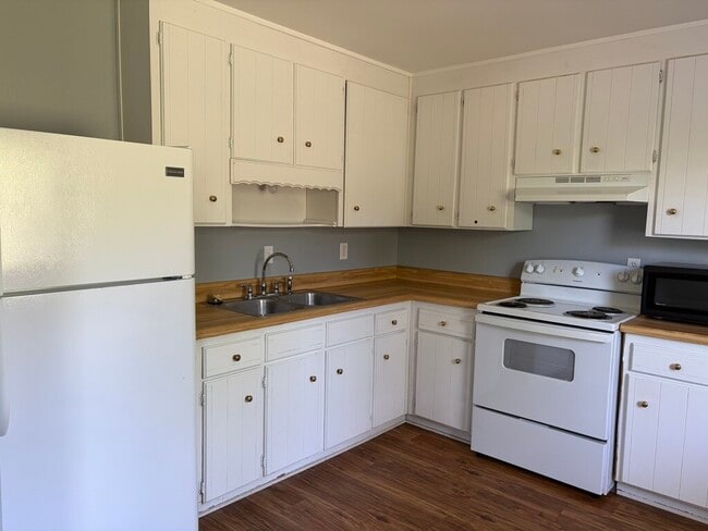 Photo - 204 Brandywine Rd