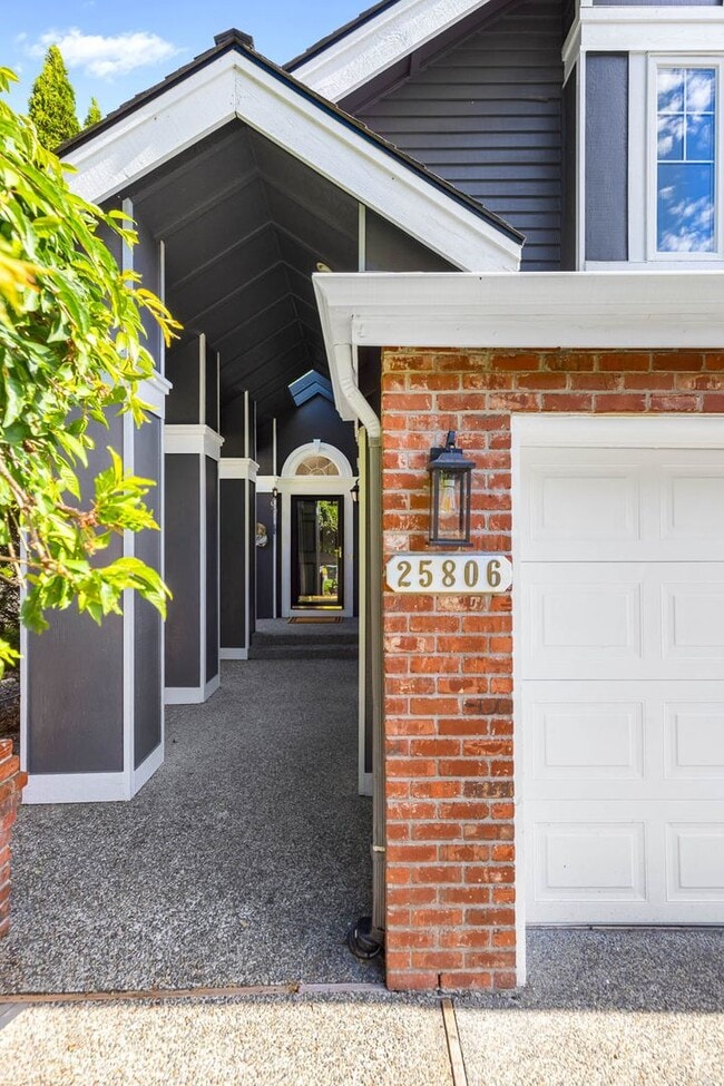 Photo - Updated Issaquah Home in Klahanie Neighborhood