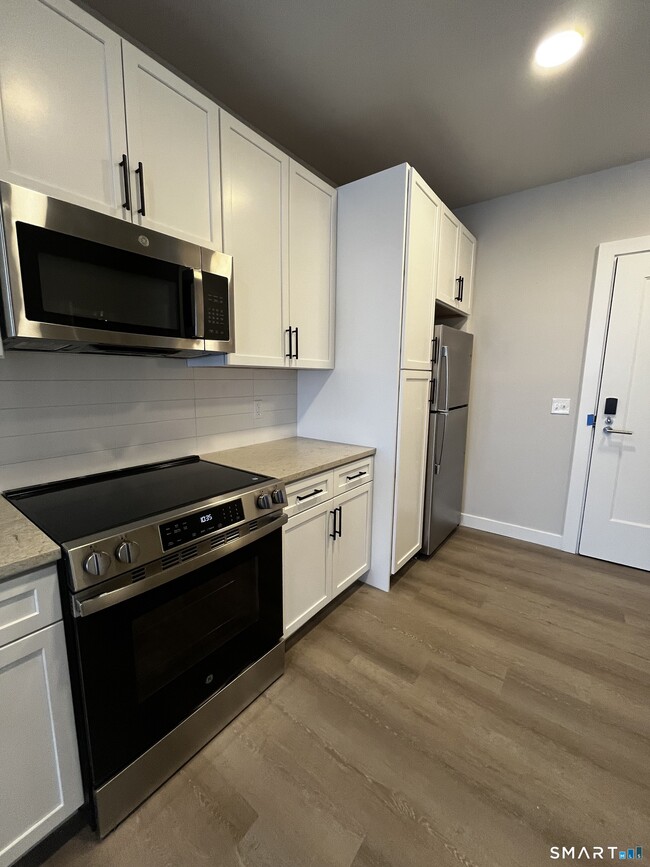 Photo - 467 West Ave Unit 6059