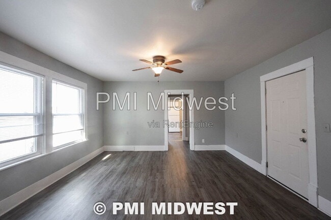 Photo - 611 N Main St Unidad 3