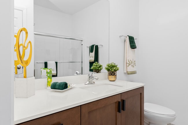 Photo - Star Deluxe Milford