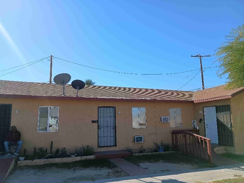 Photo - 330 E Murphy St