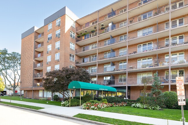 Photo - Wendell Terrace