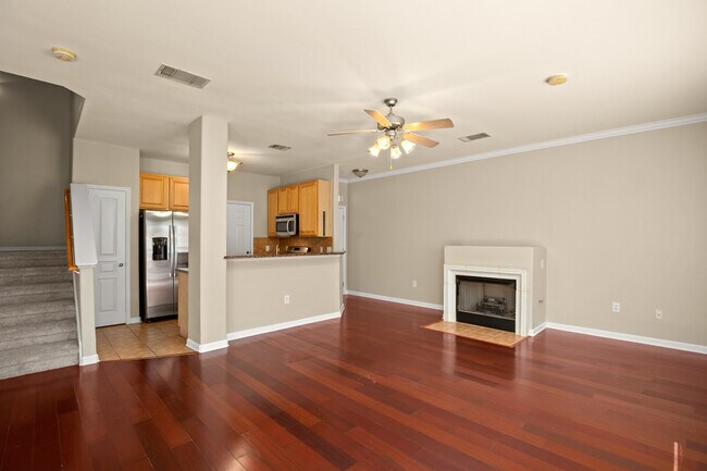 Photo - 3300 Forest Creek Dr