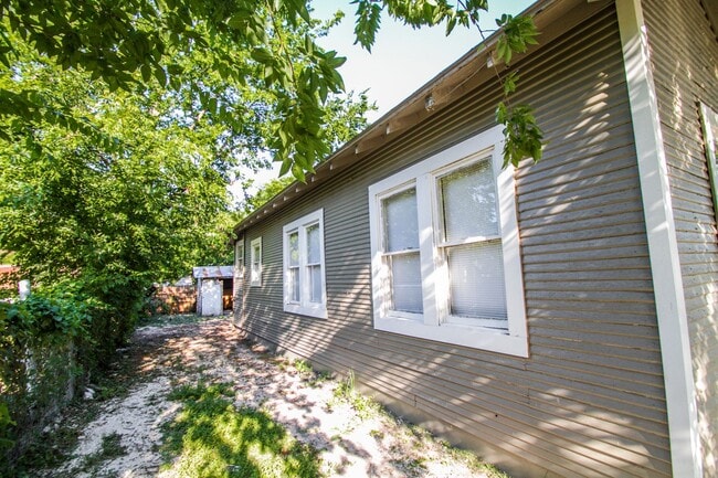 Photo - 524 St Martin Ave