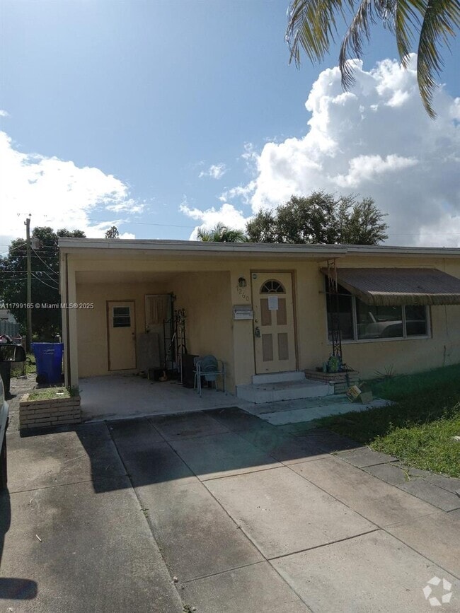 Building Photo - 7260 Allen Dr Rental