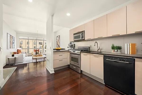 Photo - 350 W 42nd St Unidad 6D