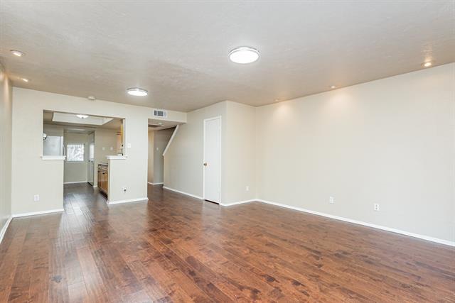 Building Photo - 4521 N O'Connor Rd Unit 1171