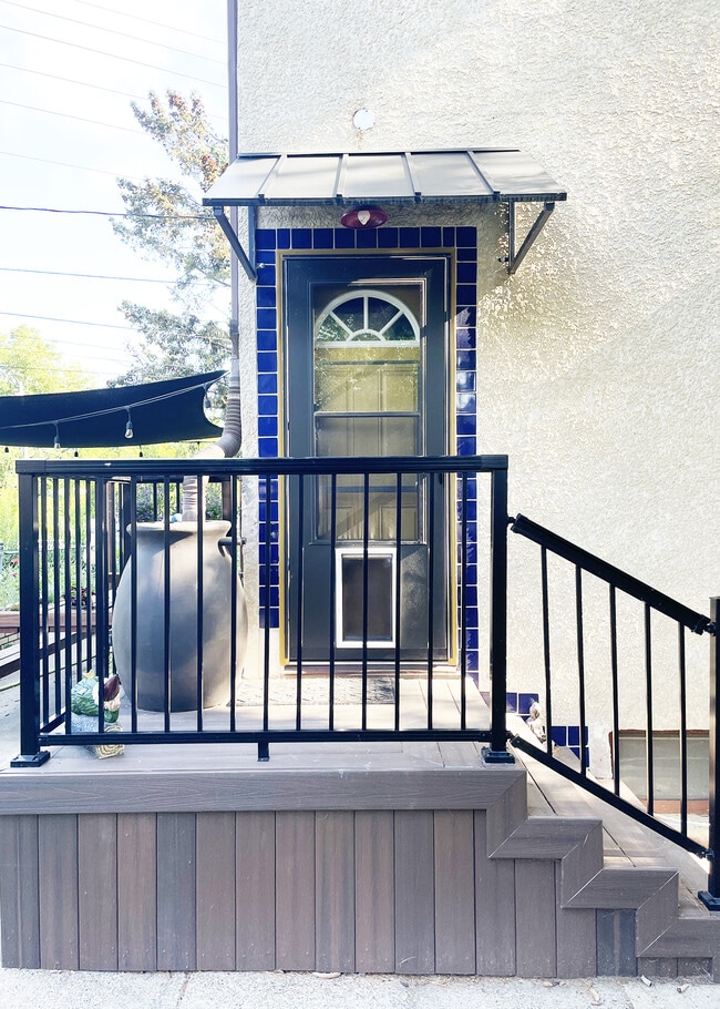 Side entrance - 1628 California St NE