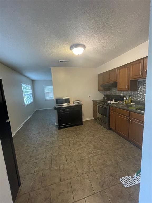 Photo - 204 Callitris Ave