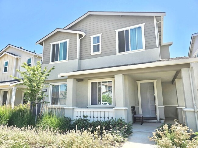 Building Photo - Elegant & Functional – Your Spring Lake Dream Home Awaits