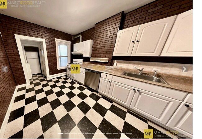 Photo - 208 River St Unidad E-4