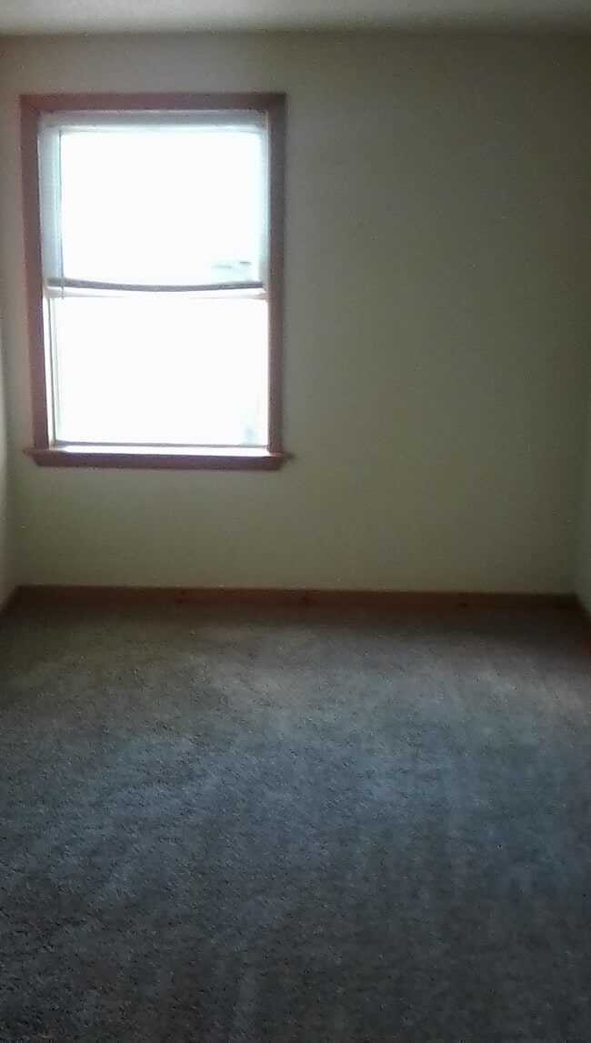New windows in both bathrooms