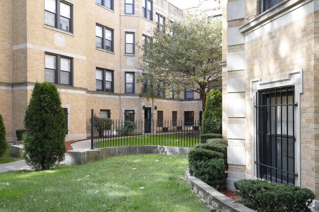 Photo - 8100-8114 S Essex Ave Chicago, IL 60617