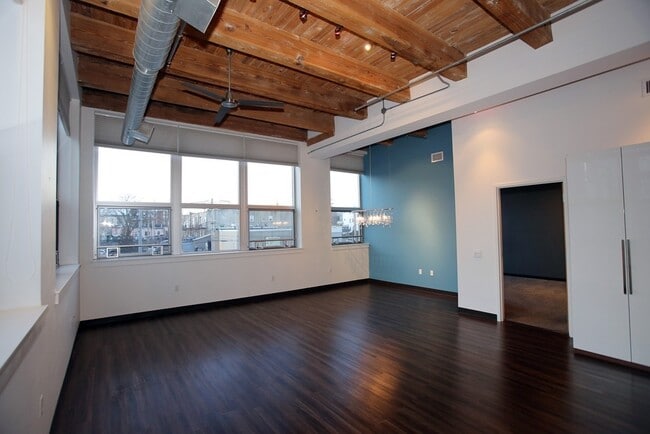 Photo - 120 Holmes St Unidad 209