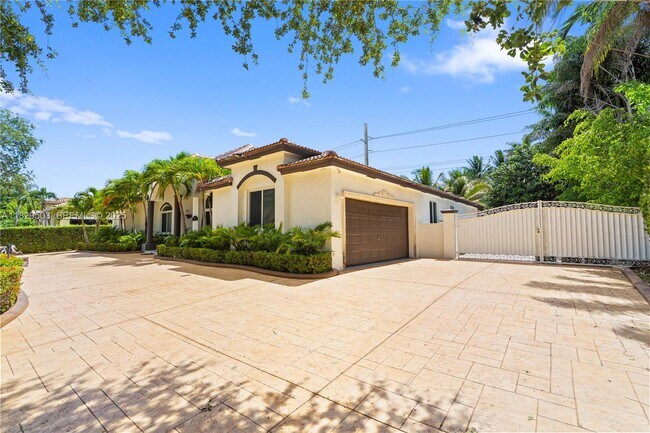 Photo - 16601 SW 87th Ct