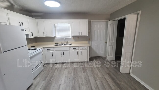 Photo - 14 Live Oak Loop NE