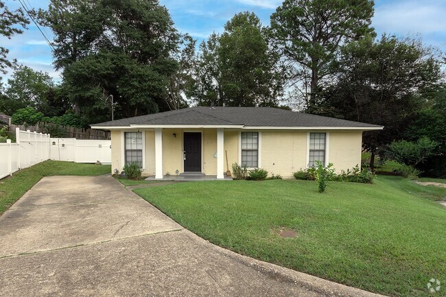 Building Photo - Home for rent in Prattville