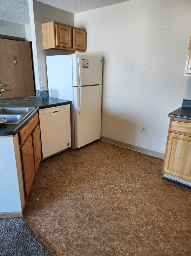 Photo - *WINTER MOVE-IN SPECIAL*
3 Bedroom | 2 Bathroom 3rd Floor (Top Floor) Unit in Oelwein Available i... Unidad 35