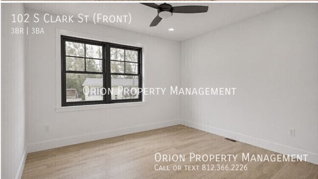 102 S Clark St