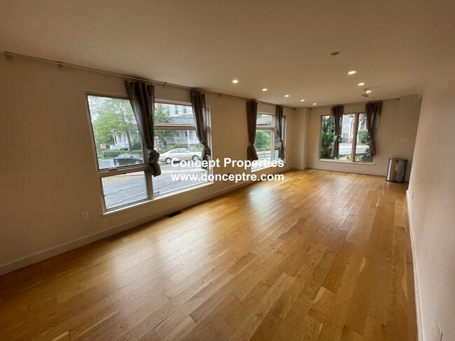 Photo - 39 Thornton St Unit 39