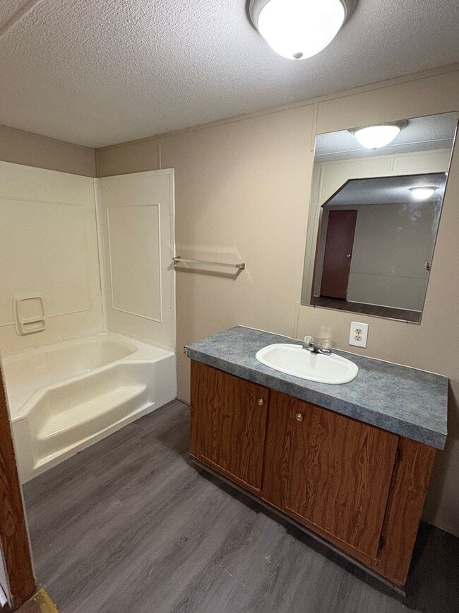 Photo - Spacious 3 Bedroom In Yorktowne