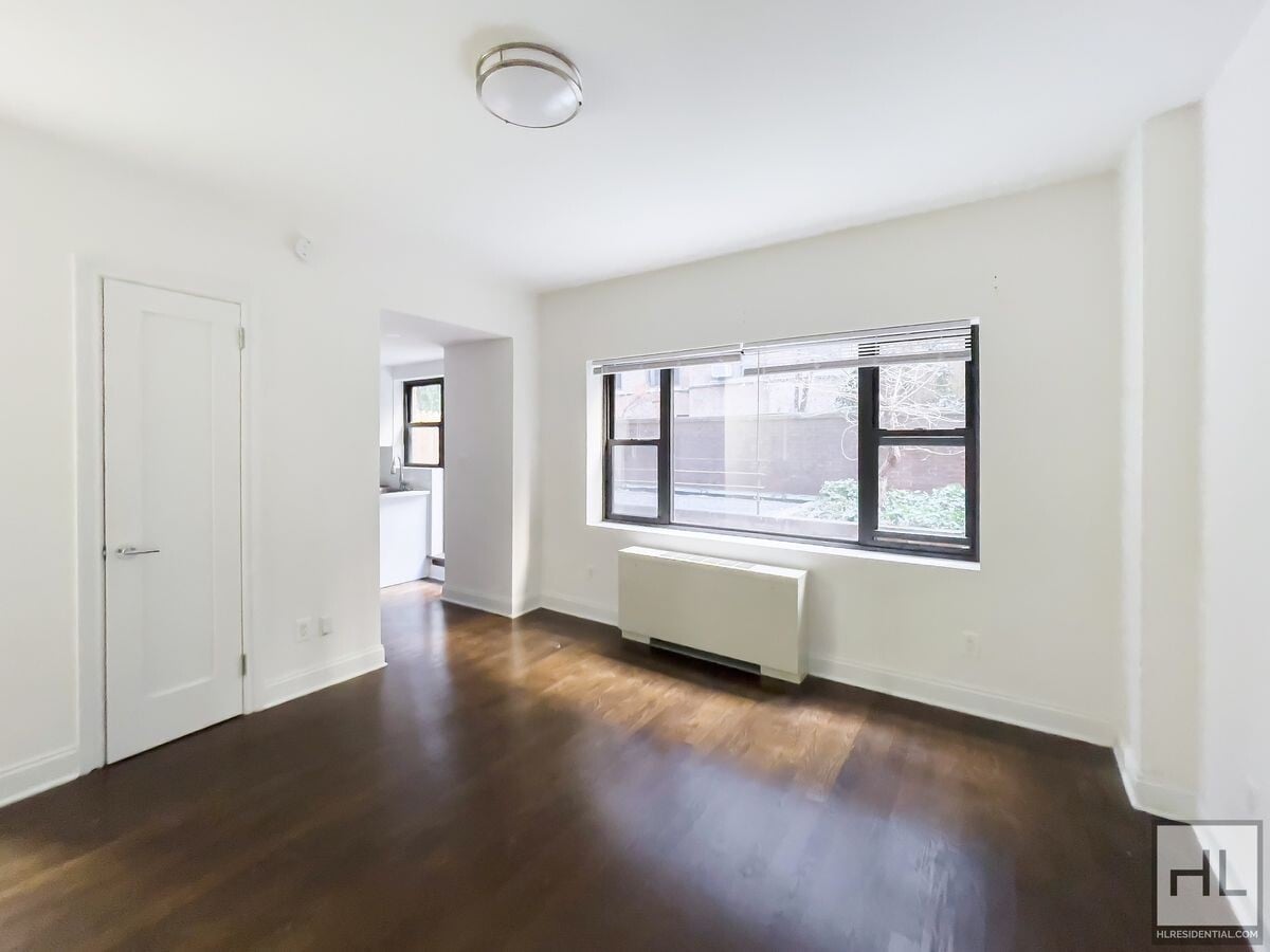 Photo - EAST 56 STREET Unidad 14EF