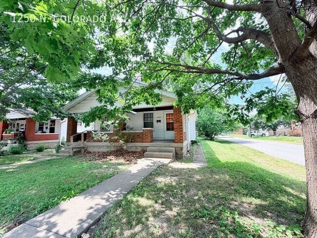 Photo - 1250 N Colorado Ave