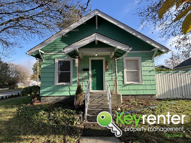 Beautiful Craftsman home in Tacoma, WA! - Beautiful Craftsman home in Tacoma, WA!