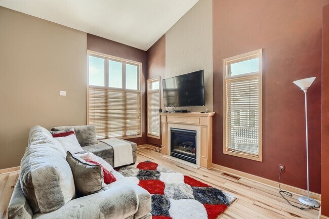 Photo - Beautiful 3-Bed 3-Bath Townhouse in Shoreview!
