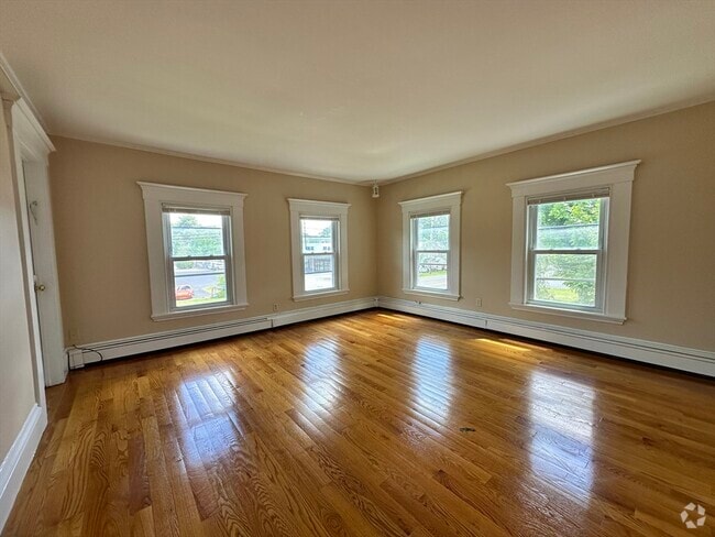 Building Photo - 164 W Central St Unit 2 Rental
