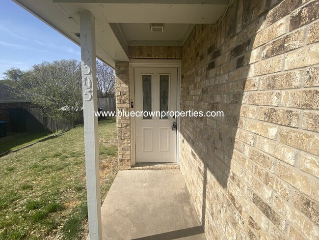 Photo - 10305 Lone Pine Ln