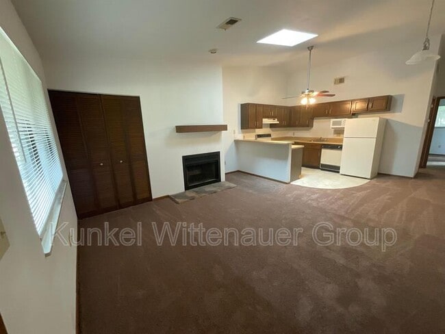 Photo - 57 Pepperwood Ct