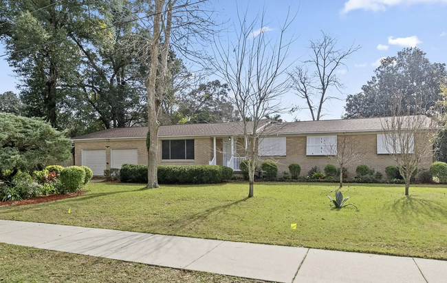 Photo - 1521 Toni St House