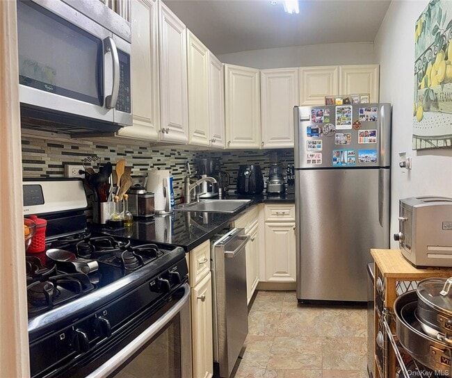 Photo - 61-20 Grand Central Pkwy Unit B 410
