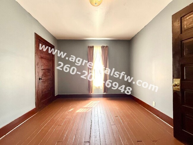 Photo - 116 E Pontiac St Unit 116 E Pontiac St