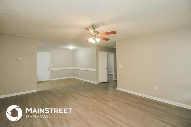 Photo - 40 Woodcrest Dr