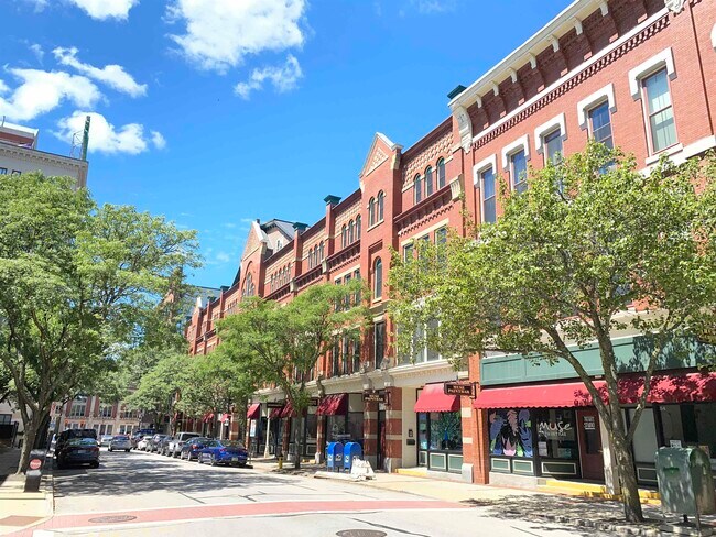 Photo - 30 Hanover St Unit 205