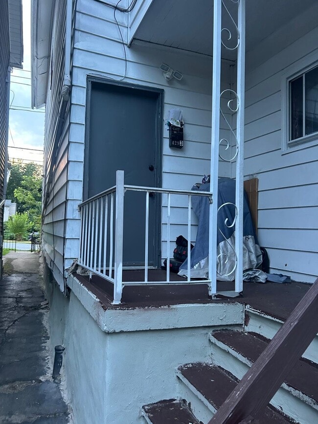 Photo - 429 S 9th Ave Unit 3