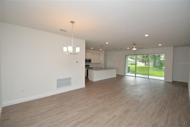 Photo - 102 Brittany Ln