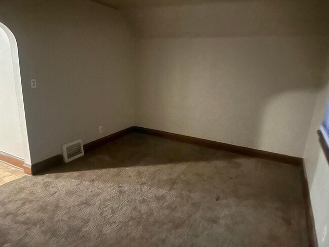 Building Photo - 2725 N 59th St Rental