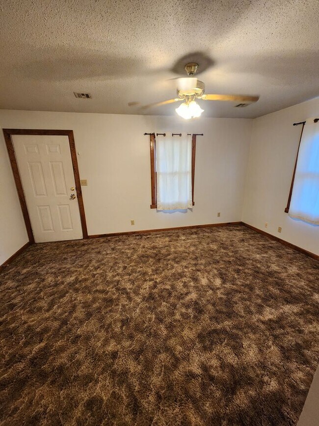 2 Bedrom Single Family Home Rental For Rent in Junction City, KS