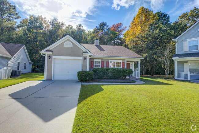 Building Photo - 401 Manorwood Ln Rental