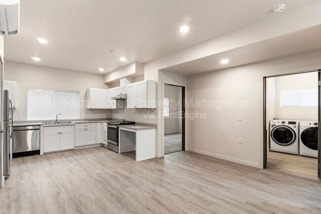 Photo - Astor Community