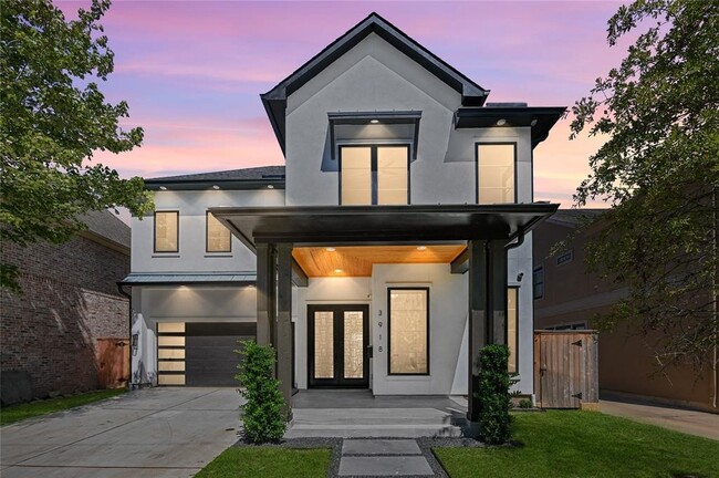 Building Photo - 3918 Riley St