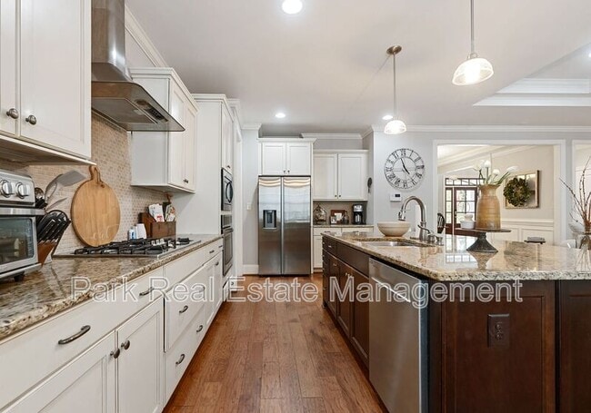 Photo - 215 Harrison Pond Dr