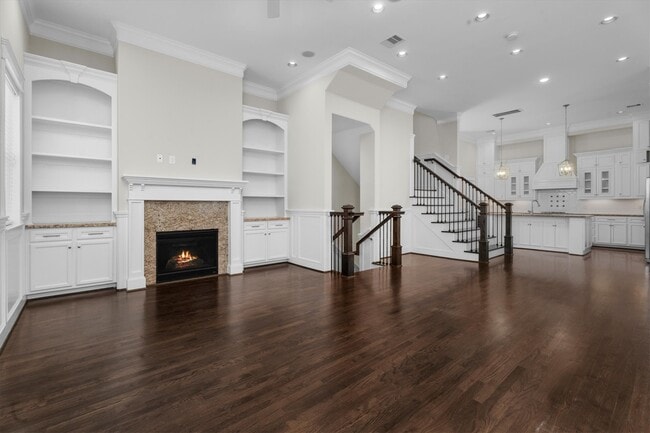 Photo - 1431 W 25th St