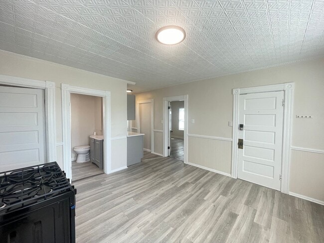 347 Hayward St Unidad 2